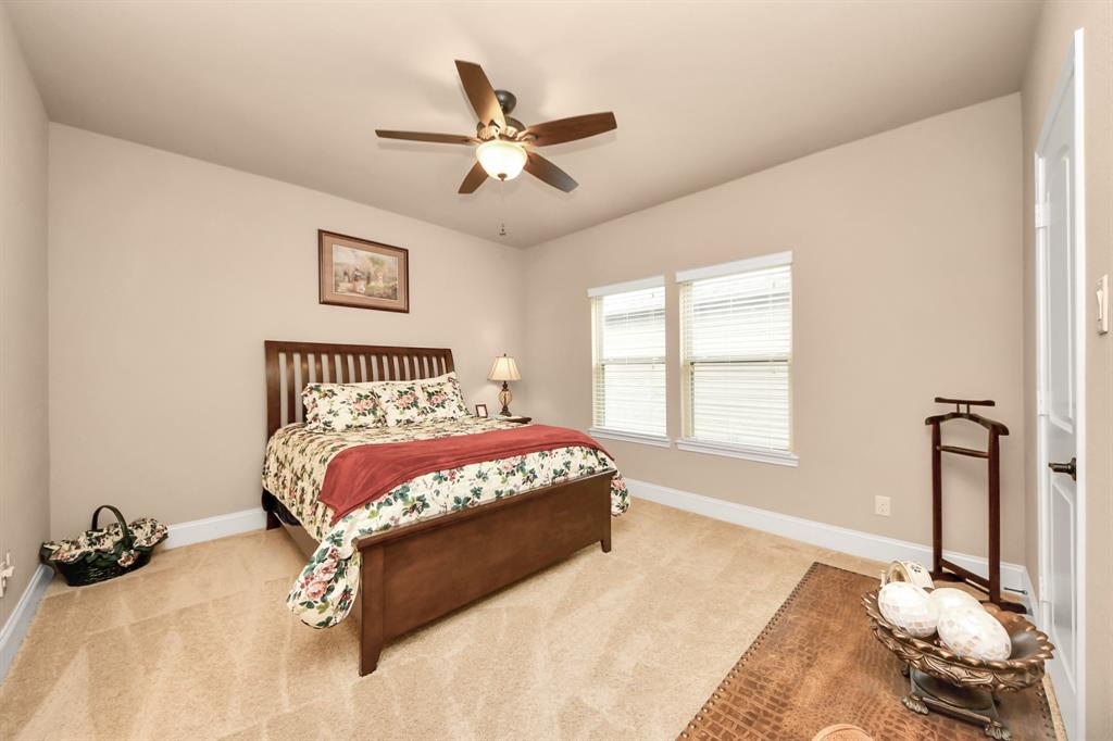 12502 Floral Park Lane, Pearland, Texas image 29