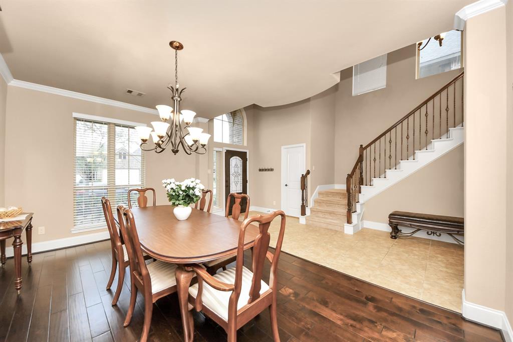 12502 Floral Park Lane, Pearland, Texas image 5