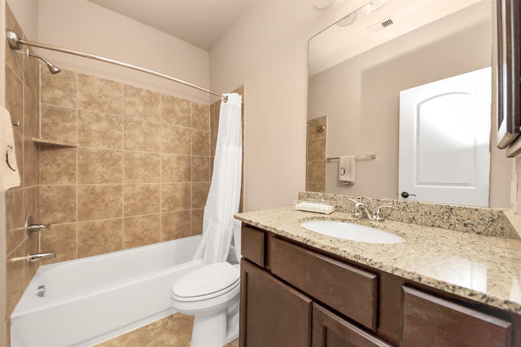 12502 Floral Park Lane, Pearland, Texas image 31
