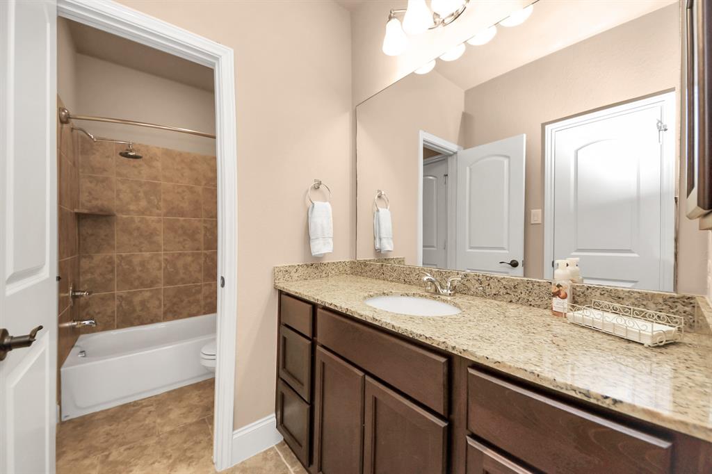 12502 Floral Park Lane, Pearland, Texas image 27