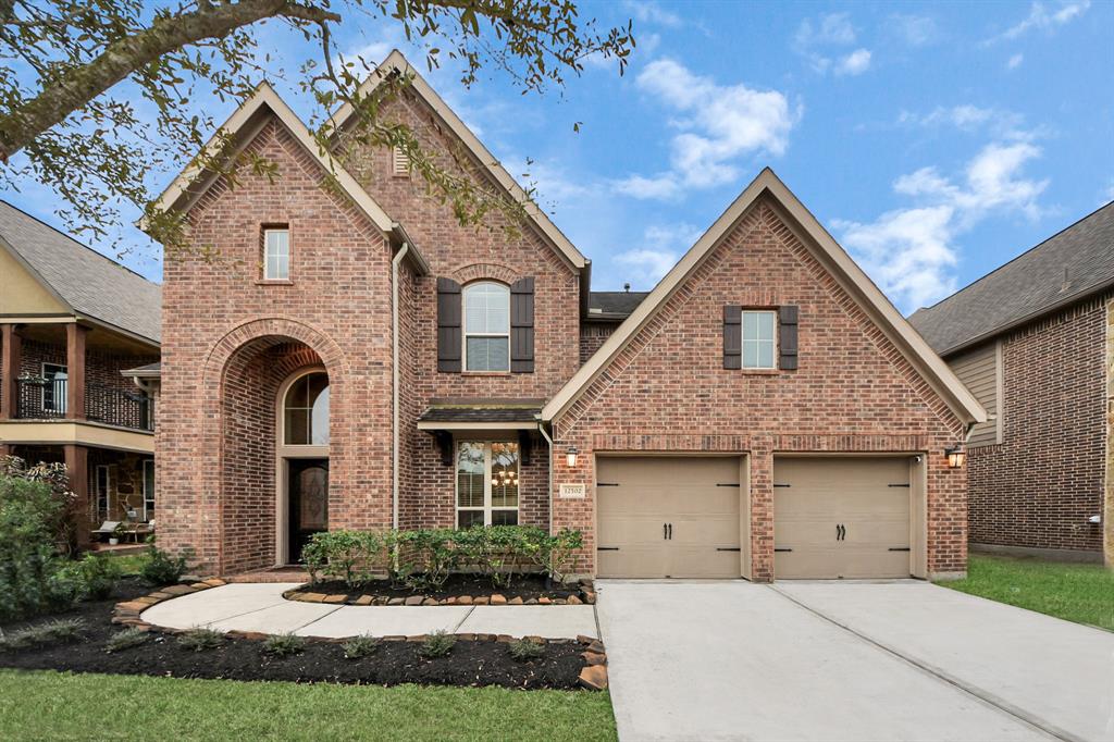 12502 Floral Park Lane, Pearland, Texas image 3