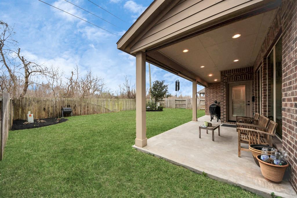 12502 Floral Park Lane, Pearland, Texas image 32