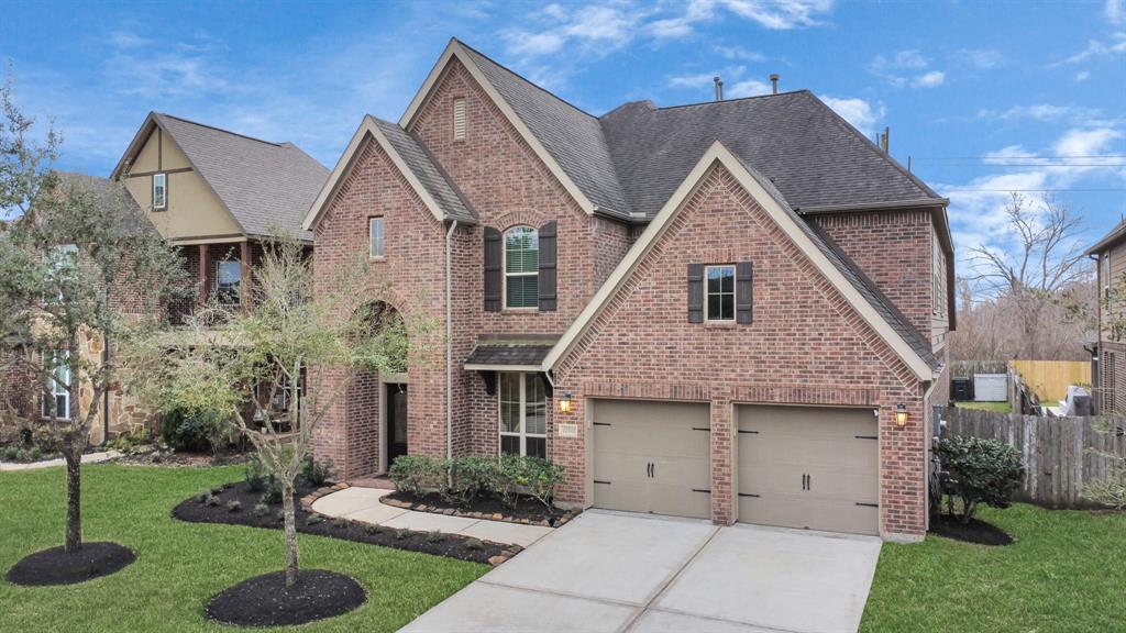 12502 Floral Park Lane, Pearland, Texas image 2