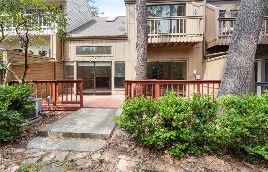 148 Sugarberry Circle, Houston, Texas image 9