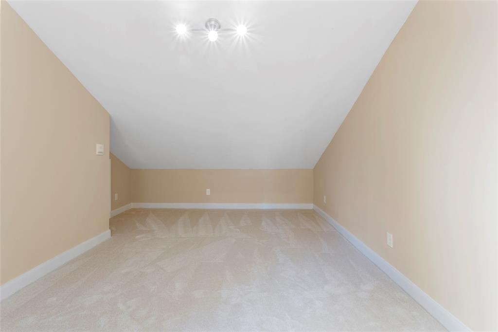 148 Sugarberry Circle, Houston, Texas image 30