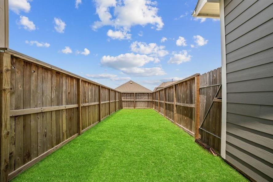 6047 Dark Kite Trail, Missouri City, Texas image 25
