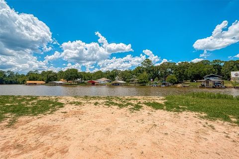 68 Cypress Bend Bend Huntsville TX 77340
