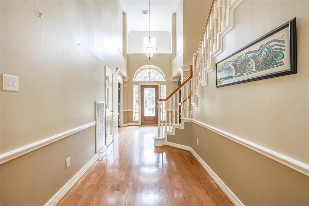 3718 W Pine Brook Way
