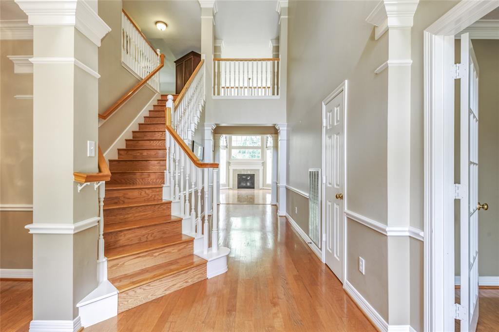3718 W Pine Brook Way