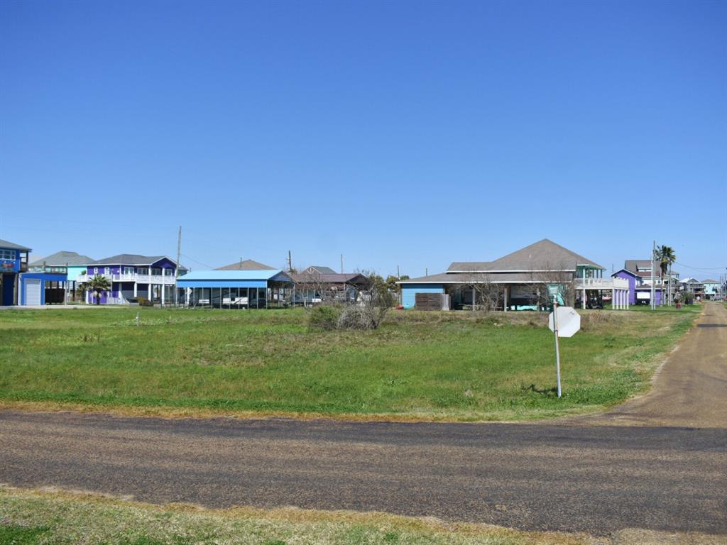 846 Trout Boulevard, Crystal Beach, Texas image 20
