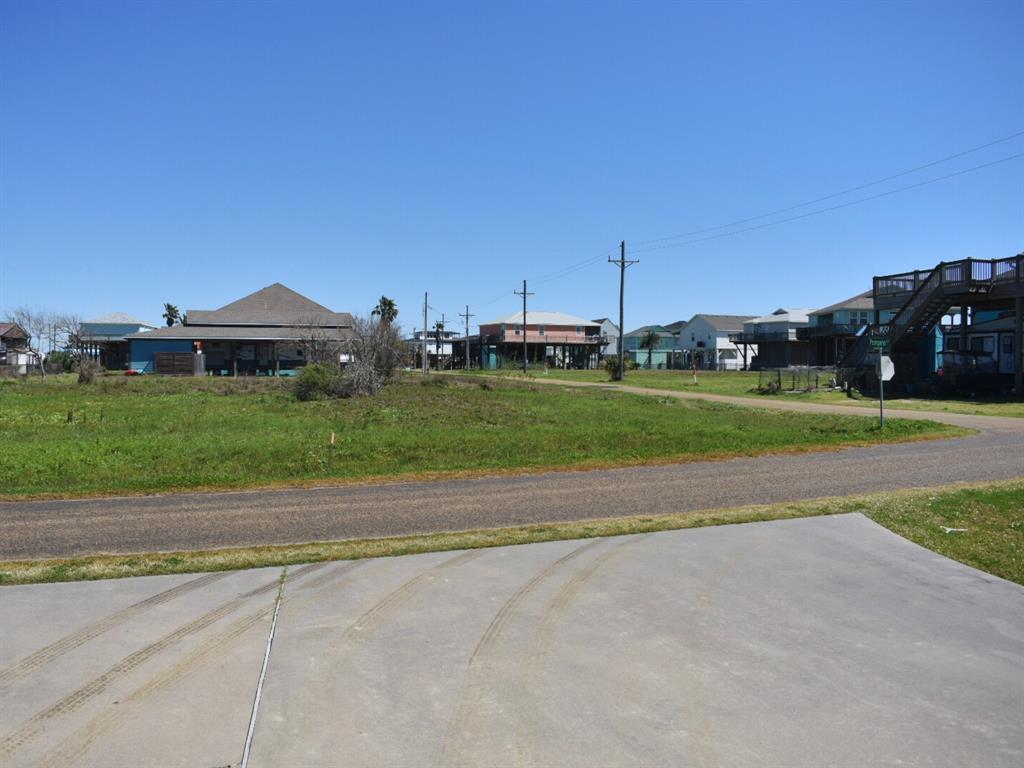 846 Trout Boulevard, Crystal Beach, Texas image 21
