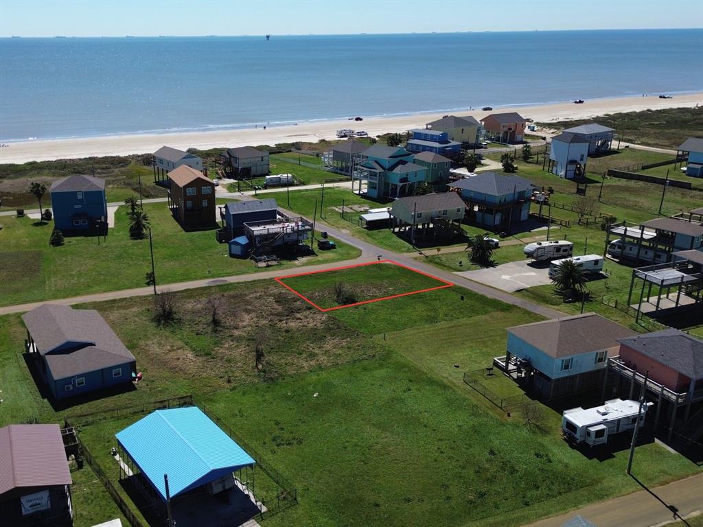 846 Trout Boulevard, Crystal Beach, Texas image 9