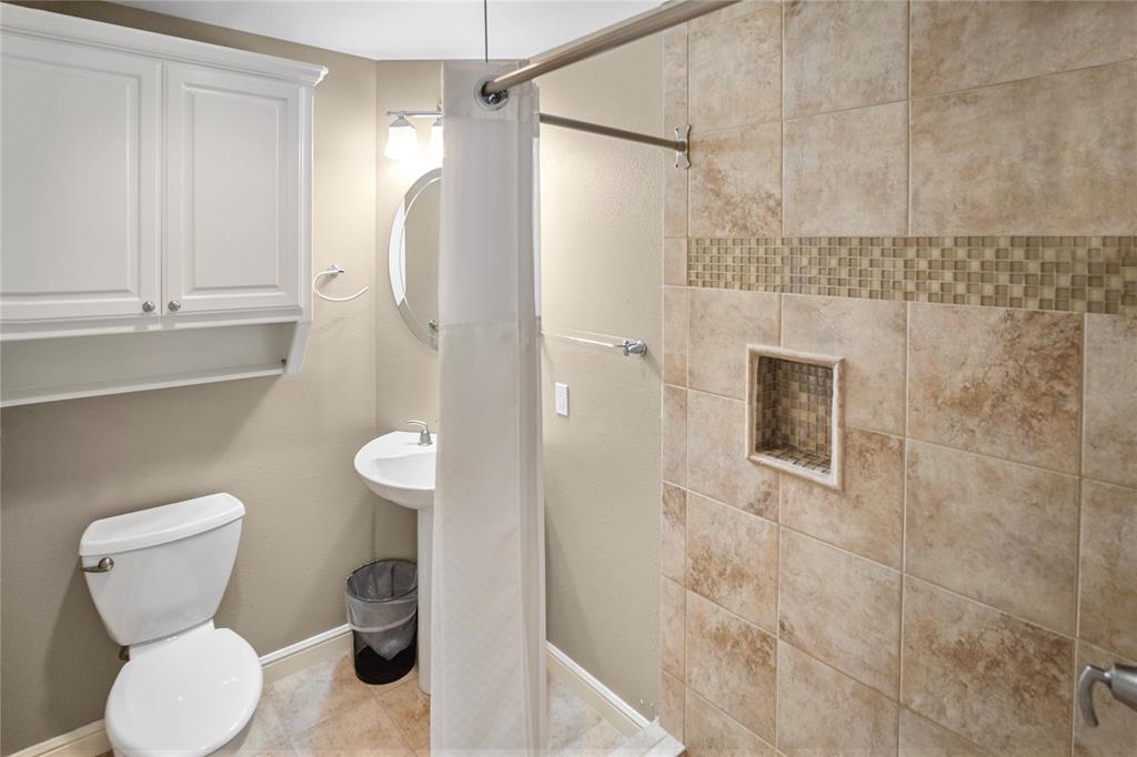824 Rancho Caribe Drive, Port Bolivar, Texas image 20