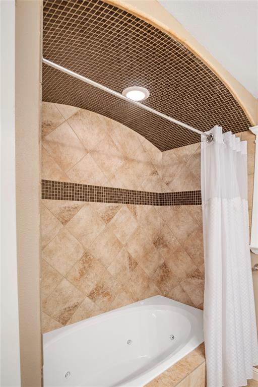 824 Rancho Caribe Drive, Port Bolivar, Texas image 16