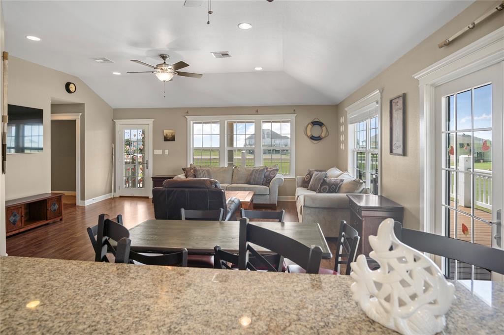 824 Rancho Caribe Drive, Port Bolivar, Texas image 5