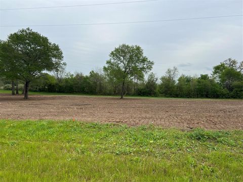 Photo of 2 Tx-105, Washington, TX 77880 (MLS # 75755377) Photo of 2 Tx-105, Washington, TX 77880 (MLS # 75755377)