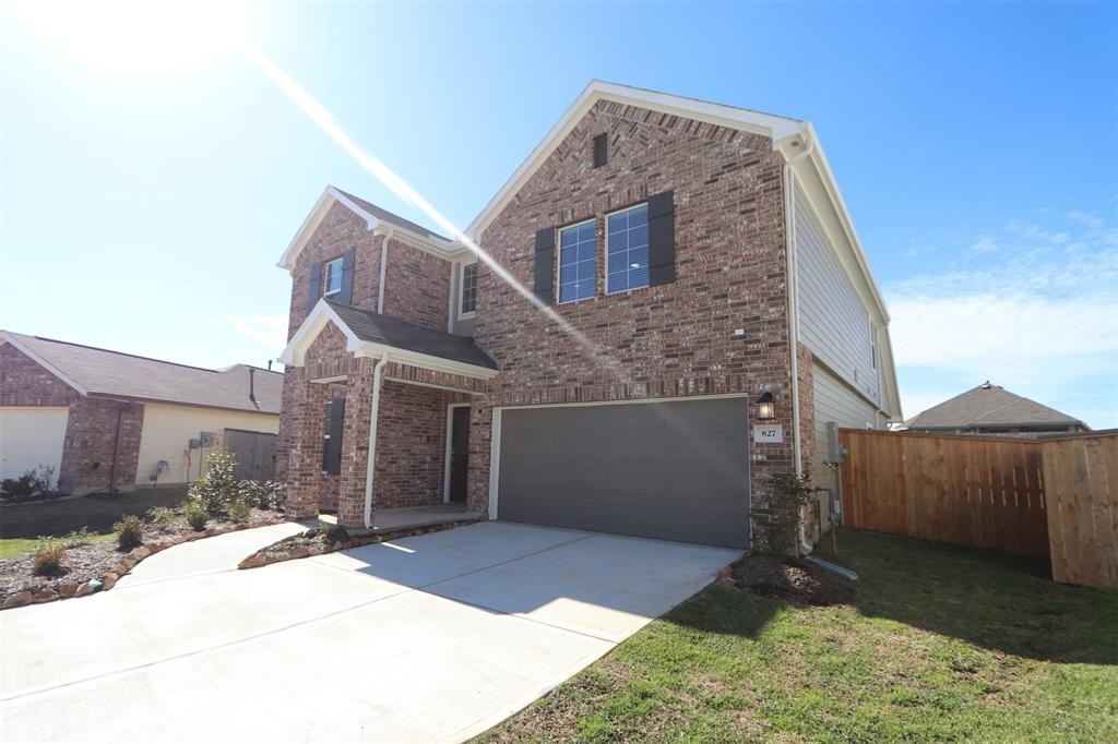 827 Wooded Heights Lane, Magnolia, Texas image 8