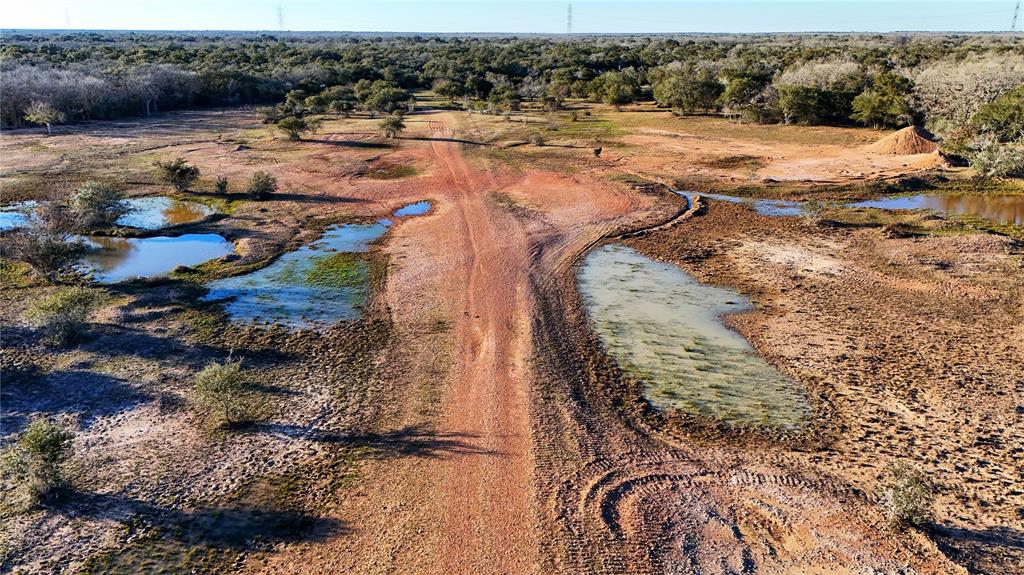 3392 Fordtran Road, Yoakum, Texas image 18