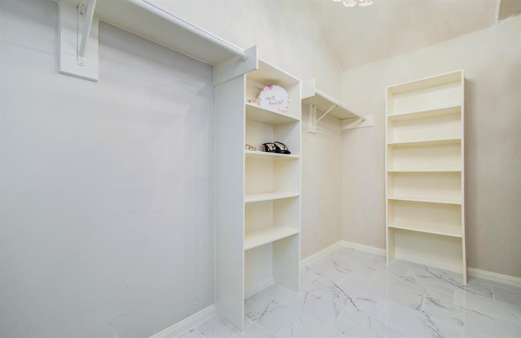 4138 Galloway Drive, Pearland, Texas image 22