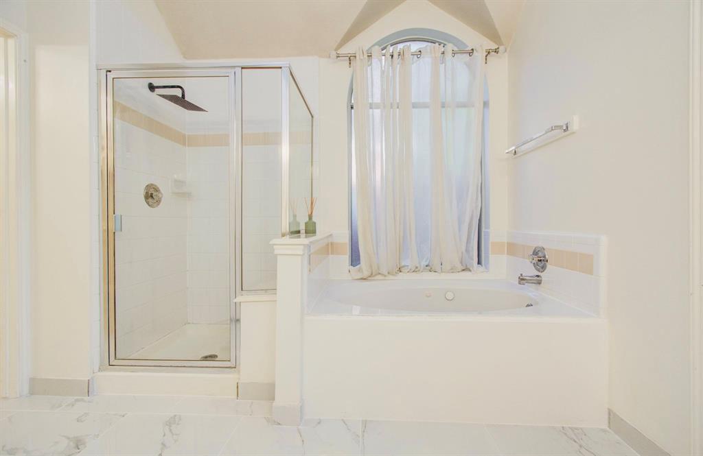 4138 Galloway Drive, Pearland, Texas image 21