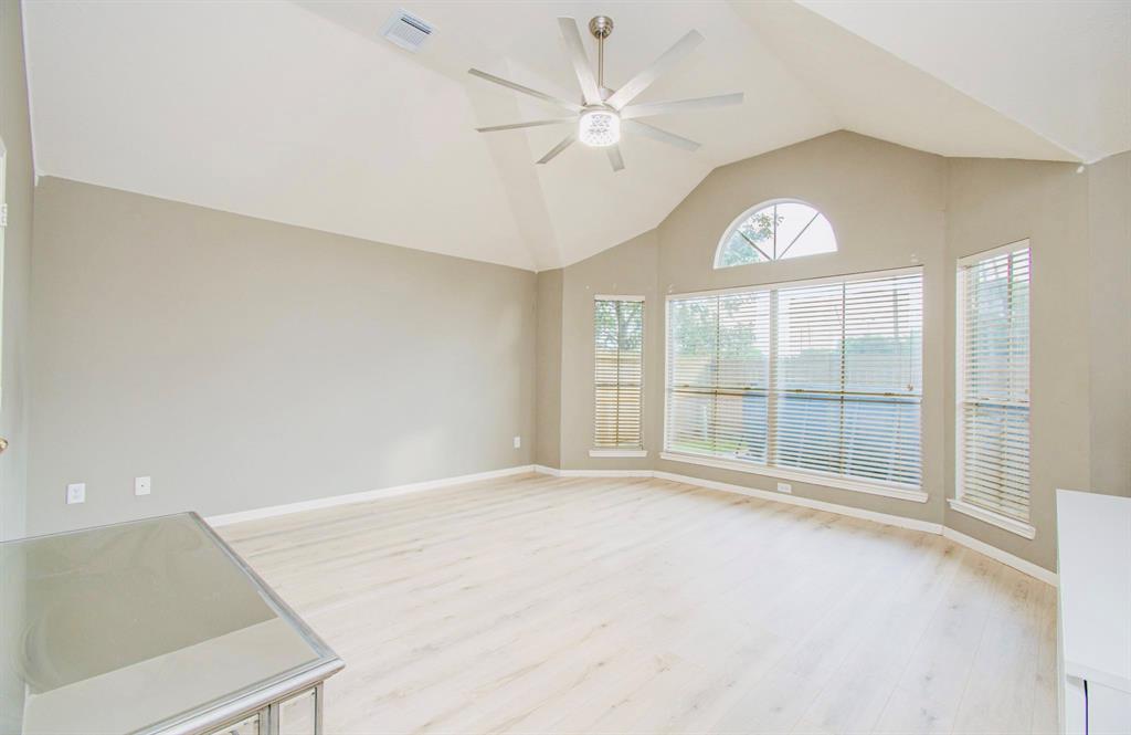 4138 Galloway Drive, Pearland, Texas image 18