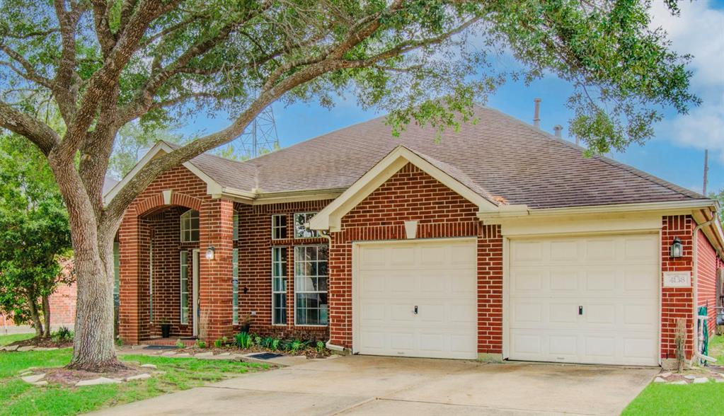 4138 Galloway Drive, Pearland, Texas image 2