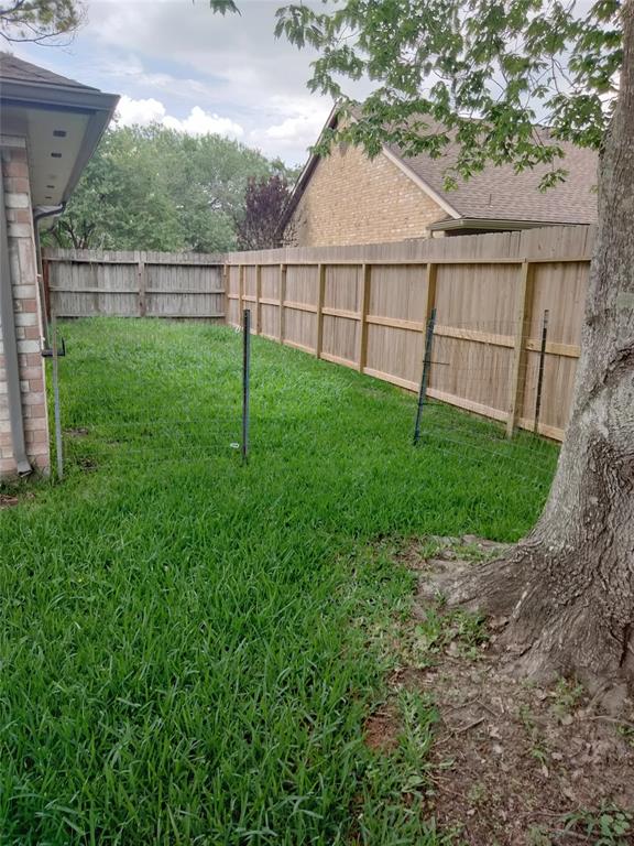 4614 Pecan Grove Drive, Pearland, Texas image 18