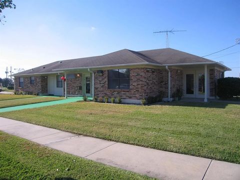 Photo of 1207 Miracle Dr Dr, Edna, TX 77957 (MLS # 35972348)