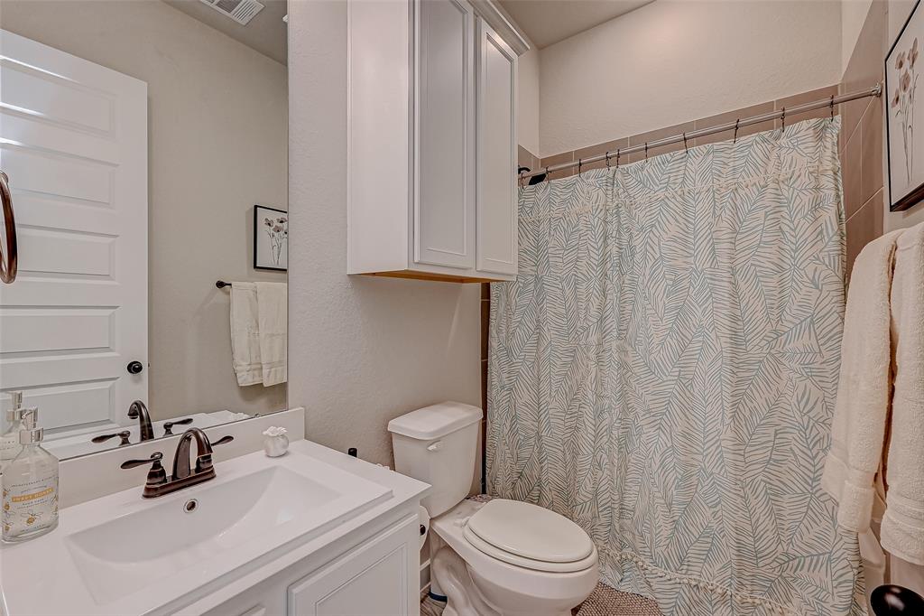 10005 Red Beadtree Place, Conroe, Texas image 9