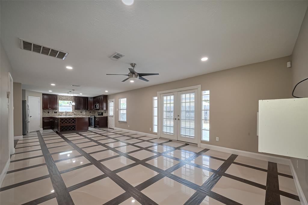 Houston, Texas 77067, United States, 4 Bedrooms Bedrooms, ,3 BathroomsBathrooms,Residential,Active,95871