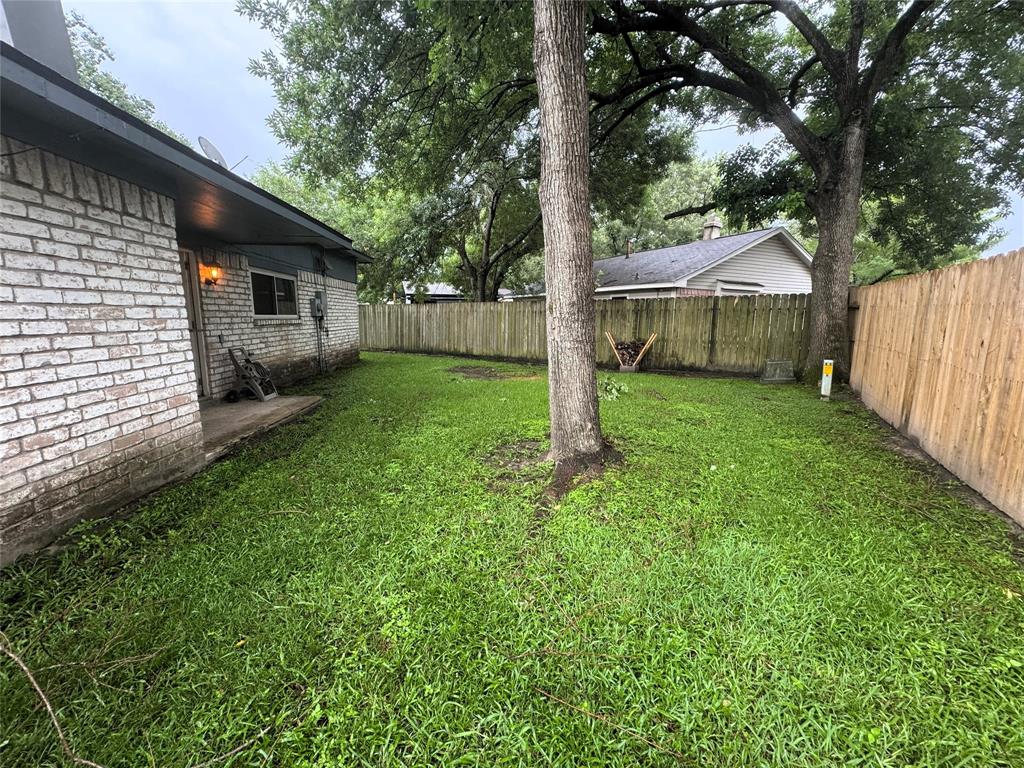5442 Dove Forest Lane, Humble, Texas image 19