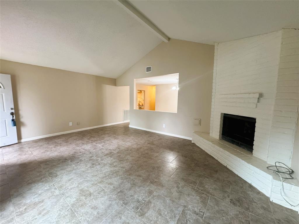 5442 Dove Forest Lane, Humble, Texas image 5