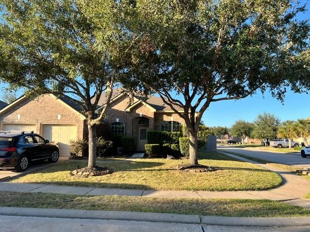 4801 Meridian Park Drive, Pearland, Texas image 1