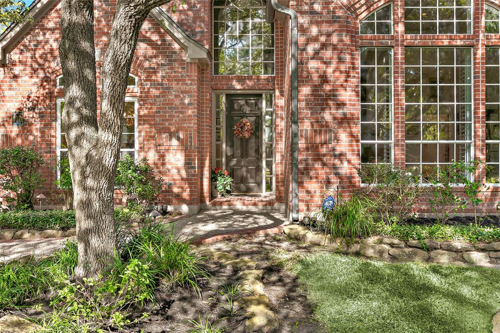 106 E Morning Cloud Circle, The Woodlands, Texas image 3