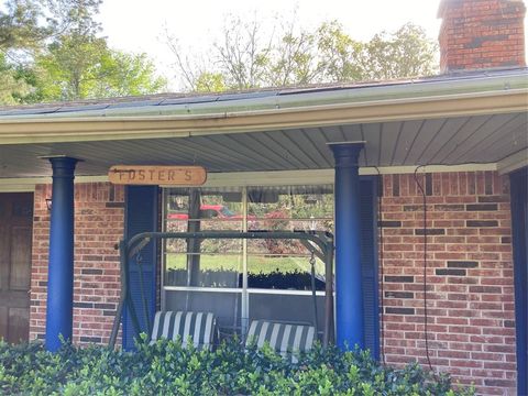 A home in Crockett