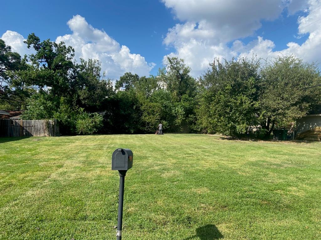 5902 Indigo Street, Houston, Texas image 1