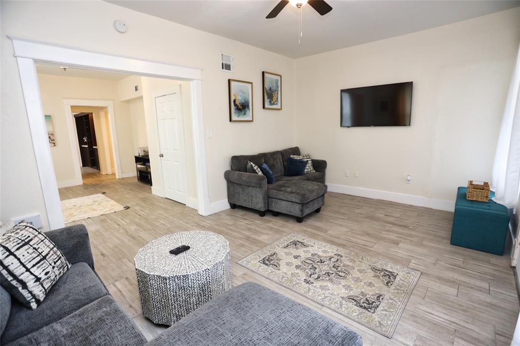 3309 Bernardo De Galvez, Galveston, Texas image 3