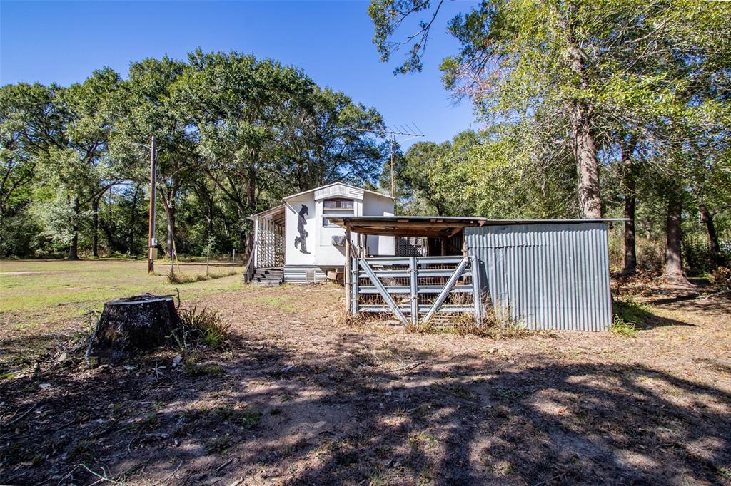 1942 Walnut Drive Dr, Caldwell, Texas image 8