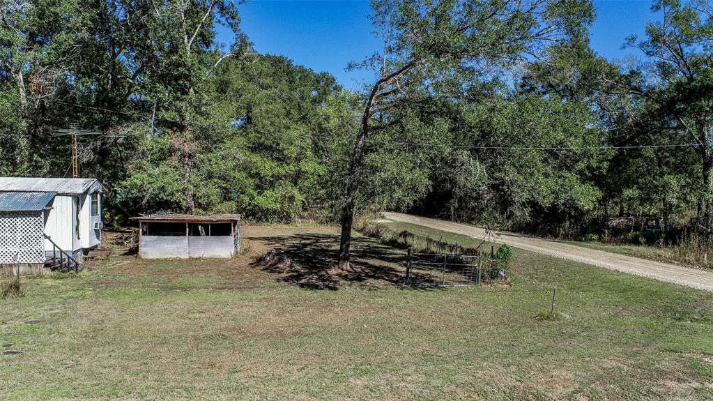 1942 Walnut Drive Dr, Caldwell, Texas image 7