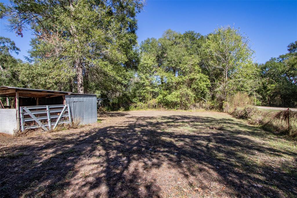 1942 Walnut Drive Dr, Caldwell, Texas image 9