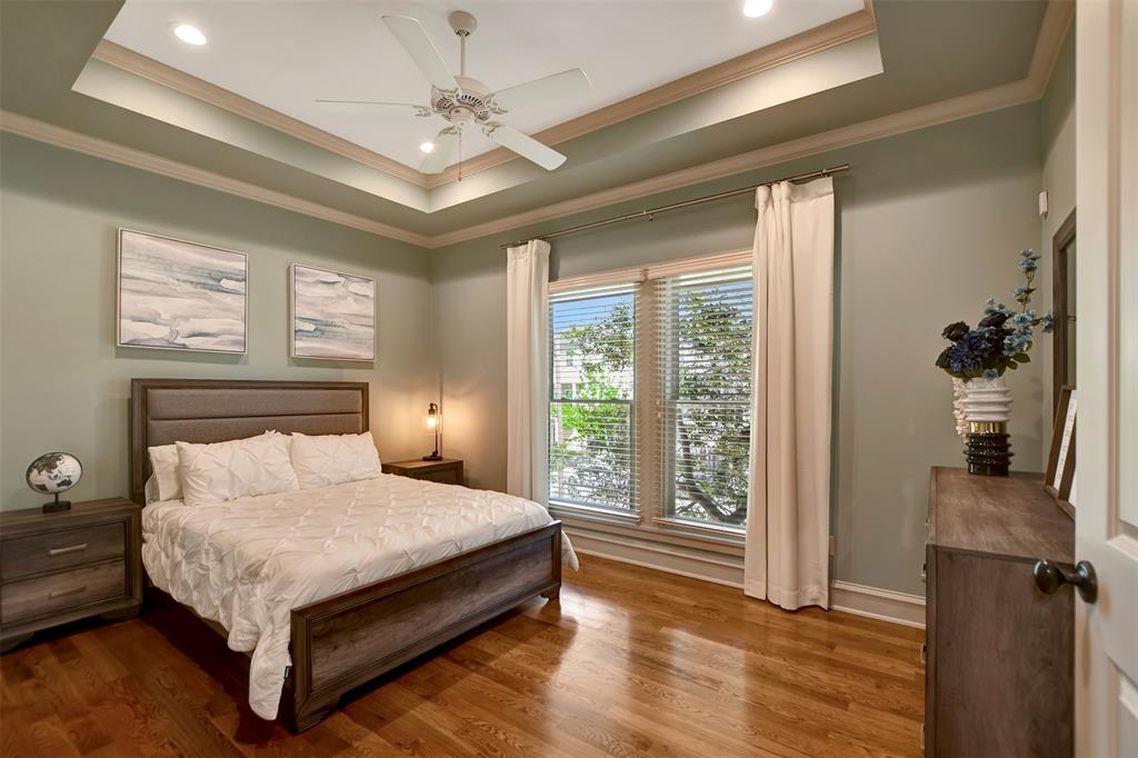 930 W 24th Street, Houston, Texas image 32