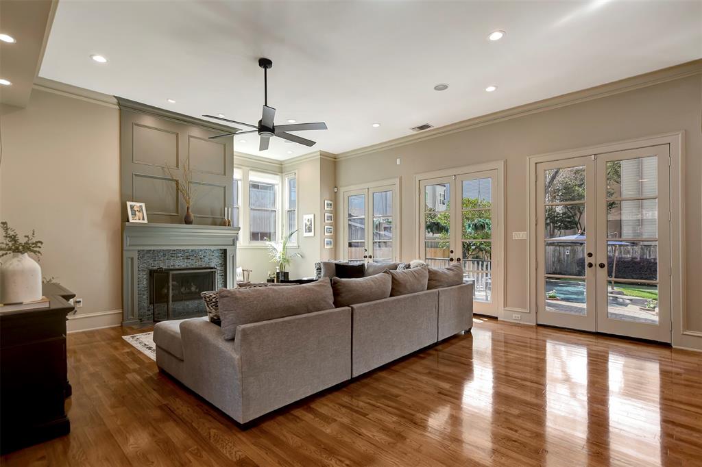 930 W 24th Street, Houston, Texas image 6