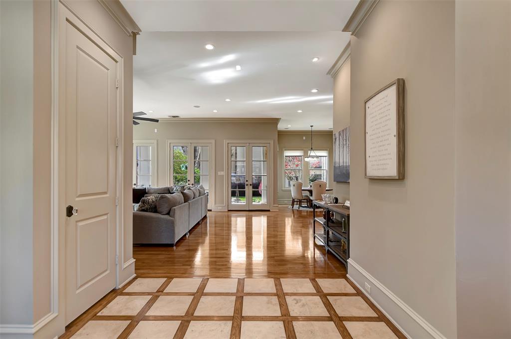 930 W 24th Street, Houston, Texas image 5
