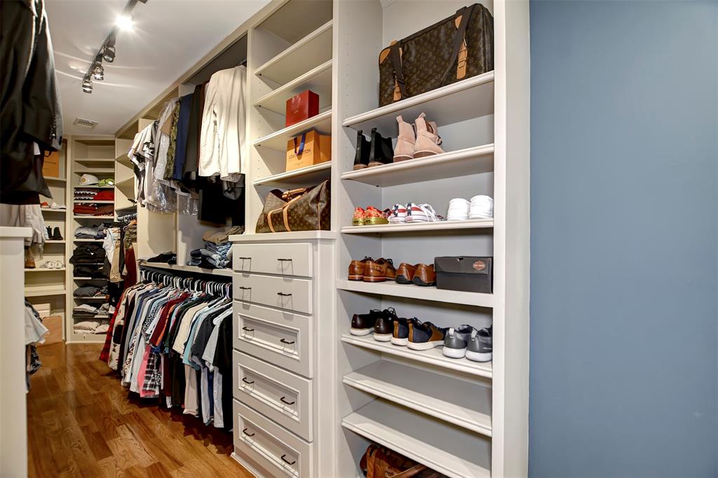 930 W 24th Street, Houston, Texas image 29