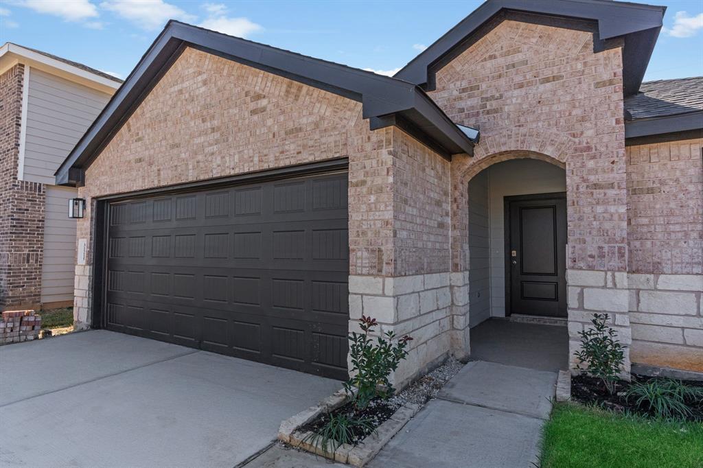 4222 Westbrook Park Lane, Fulshear, Texas image 2