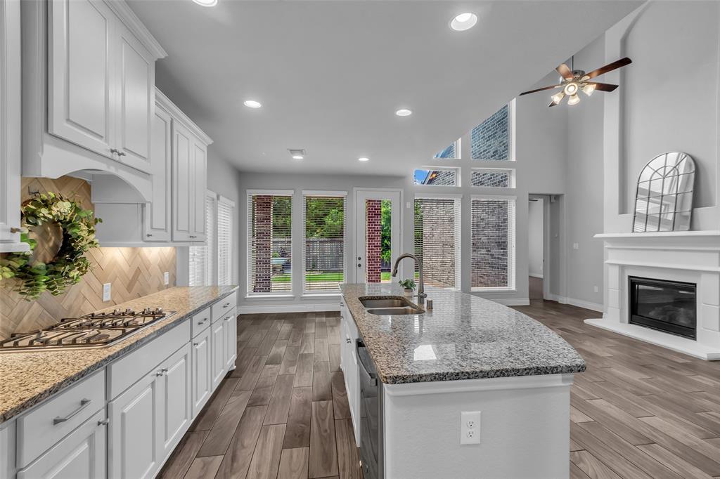 126 Capriccio Lane, Montgomery, Texas image 7