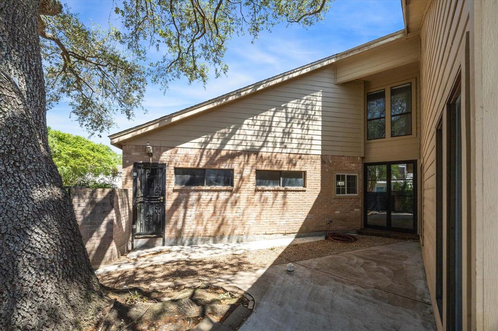 12625 Memorial Drive #105, Houston, Texas image 3