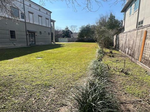 6626 Brompton Road West University Place TX 77005