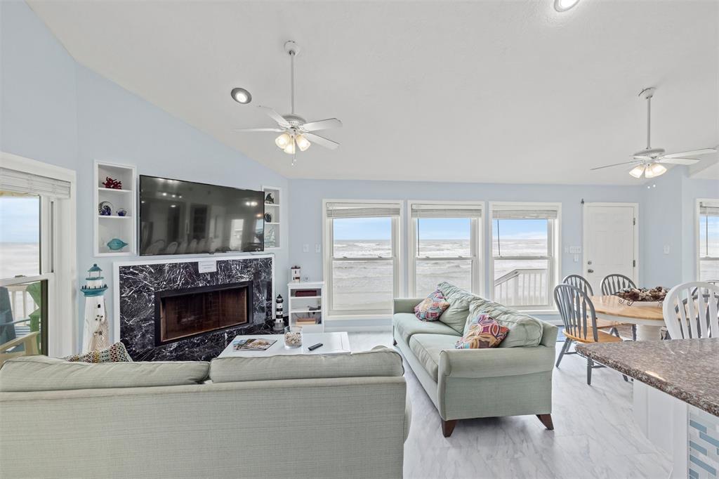 4227 Ghost Crab Lane, Galveston, Texas image 4