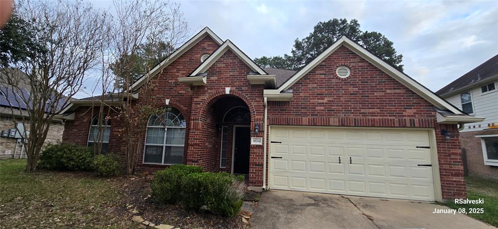 8634 Silver Lure Drive, Humble, Texas image 1
